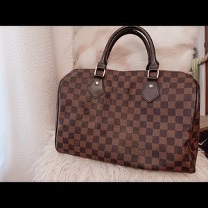 Not authentic leather satchel